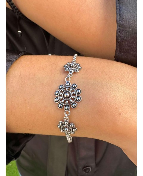 Pulsera Tres Botones...