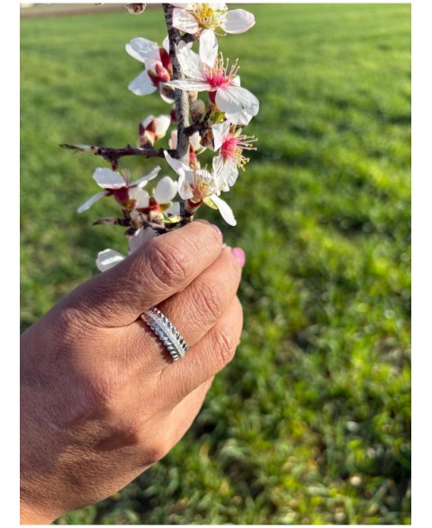 Anillo Espigas Circonitas...
